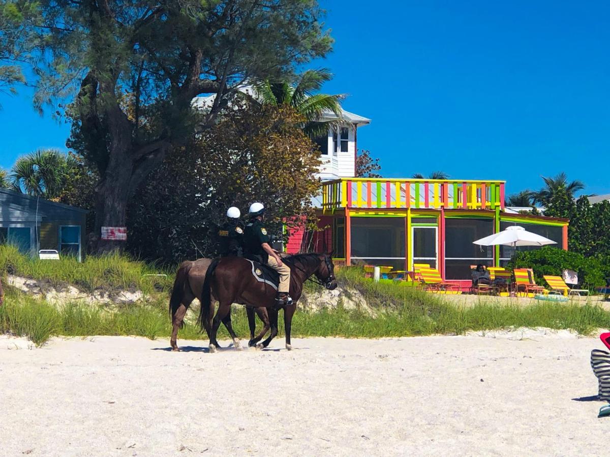 Anna Maria Island Beach Waves ブレイデントン・ビーチ エクステリア 写真